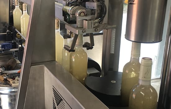 Une capsuleuse de grande capacité